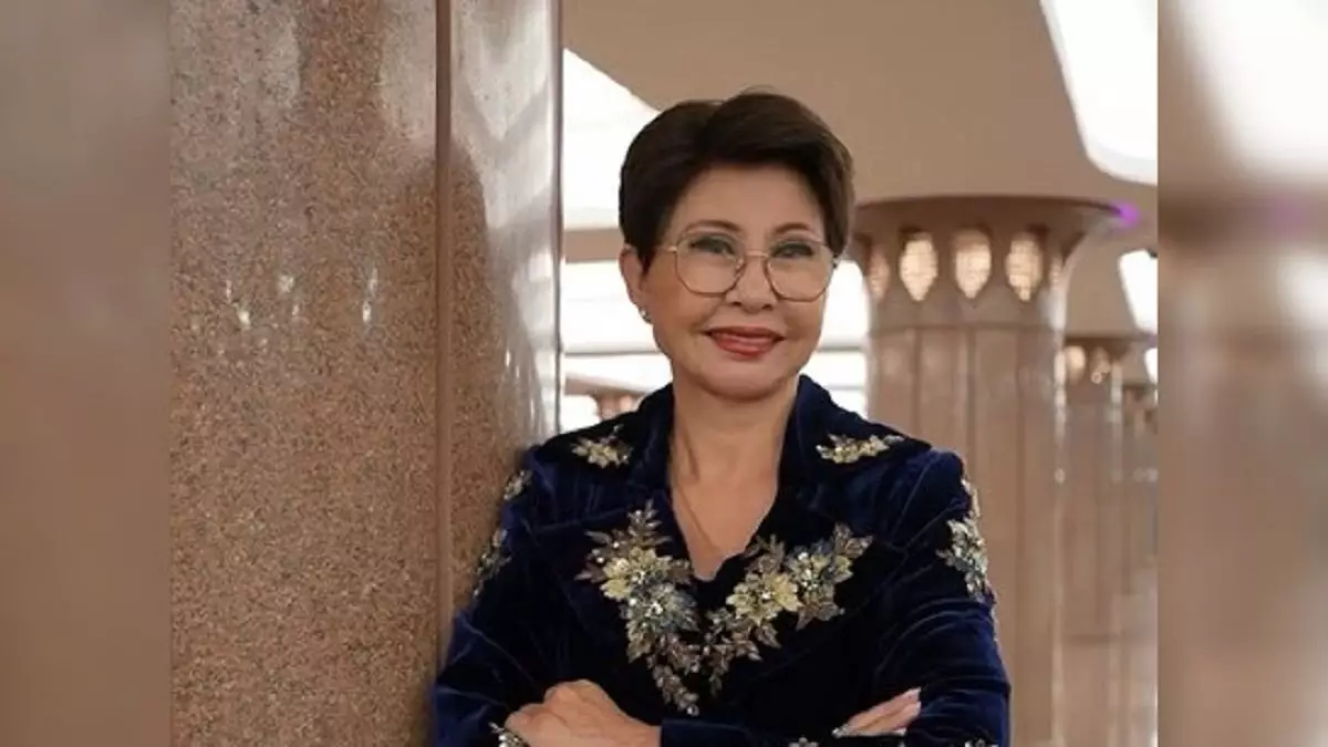 «Жалақыға жұмыс істейміз»: Роза Рымбаева қанша табыс табатынын айтты (ВИДЕО)