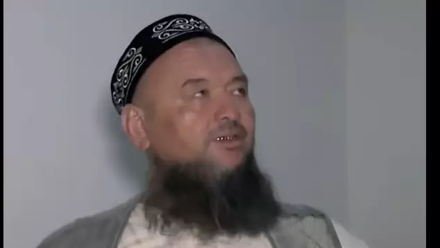 "Балаларға бұтын уқалатқан имам" қалай далбасалап қалғанын айтты