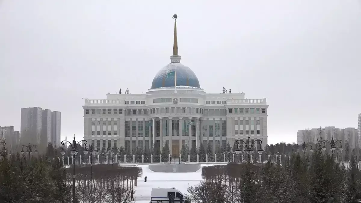 Қасым-Жомарт Тоқаев Иранның көрші елдерге шабуылдан бас тартқаны туралы шешімін құптайды