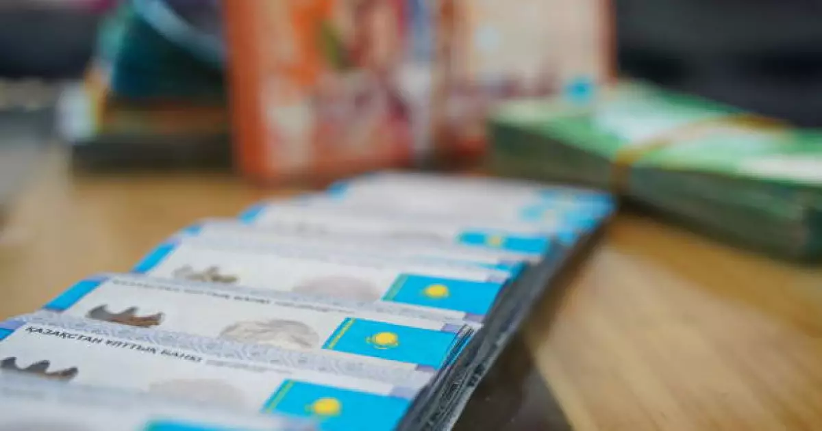   Айлықты бір айға жеткізудің 5 тәсілі   