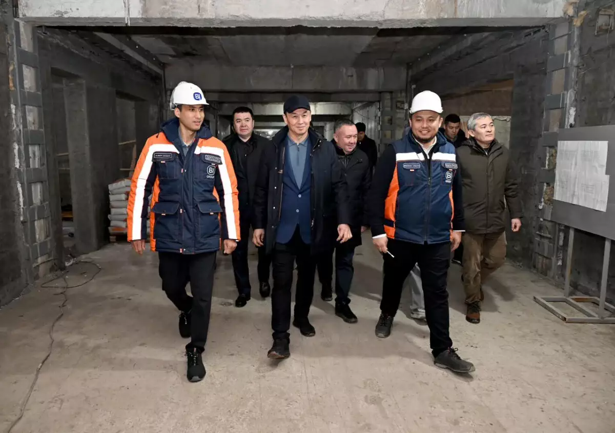 Алматы әкімі №7 қалалық ауруханада жүргізіліп жатқан жаңғырту жұмыстарын тексерді