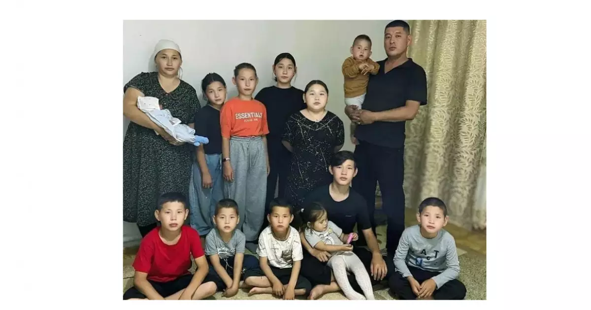  Балаларымызды ешкімнен кем қылмай өсіріп отырмыз – 12 баланың анасы 