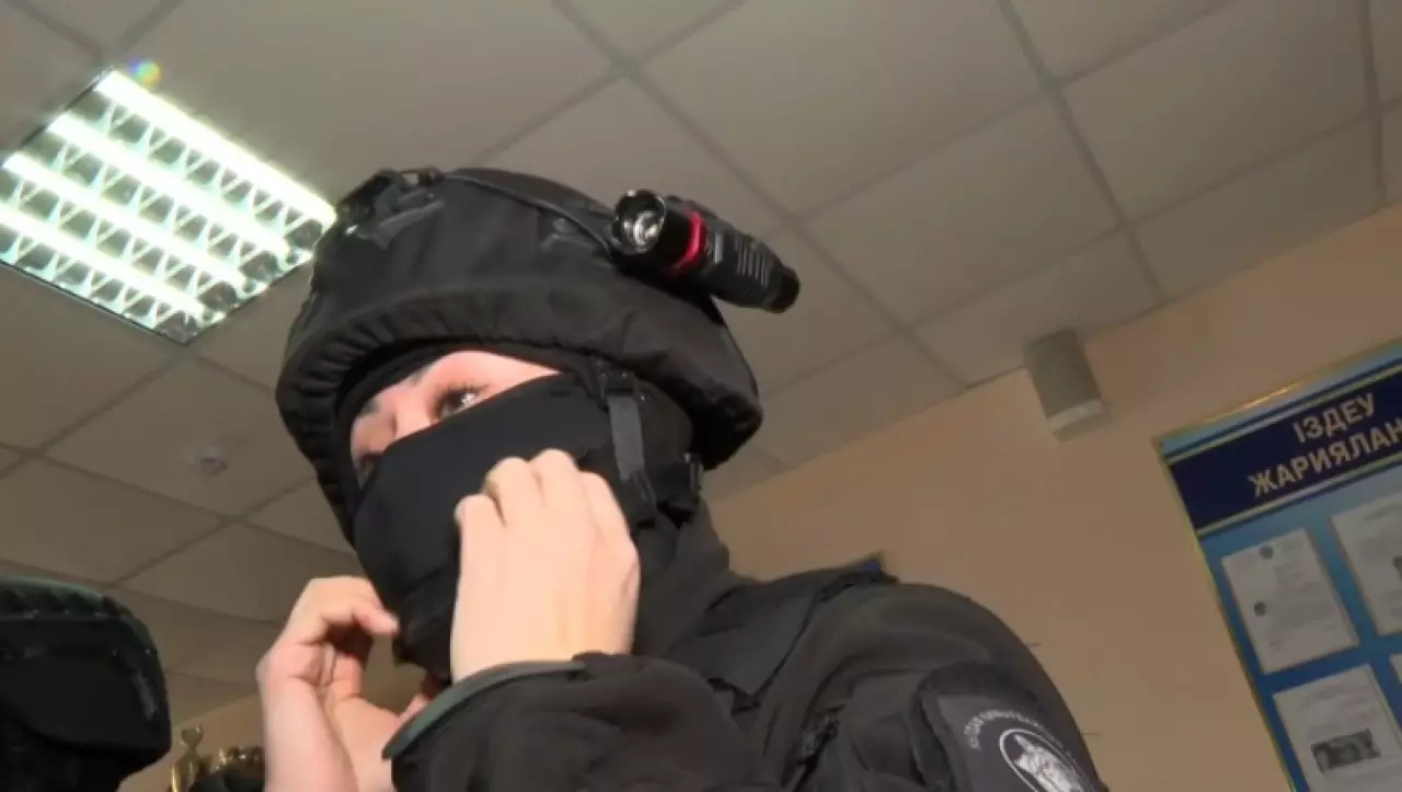 Как проходят будни сотрудниц спецназа