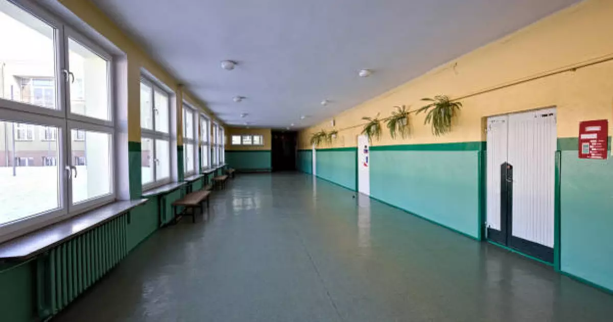   Қонаев мектебіндегі жанжал: оқушы пышақпен қорқытқан   