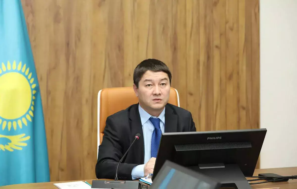 «Женщина – основа нации»: аким Мангистау поздравил жительниц региона с 8 Марта - новости на Lada.kz 08.03.2026