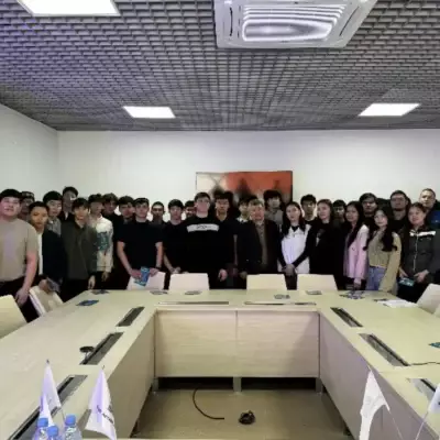 В столичном предприятии обсудили проект новой Конституции