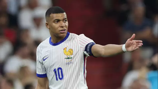 В сборной Франции приняли неожиданное решение по Мбаппе перед ЧМ-2026