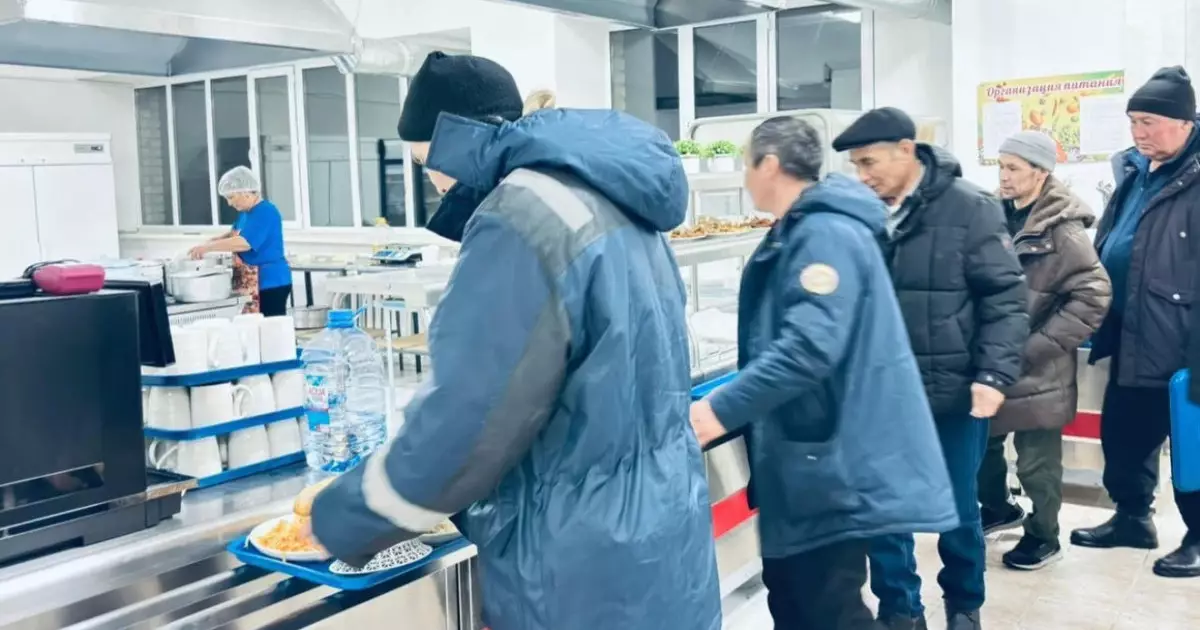  Ақтөбе облысында жолда қалған 95 адам эвакуацияланды 