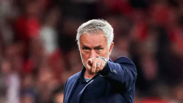 Моуринью назвали предателем в родном клубе