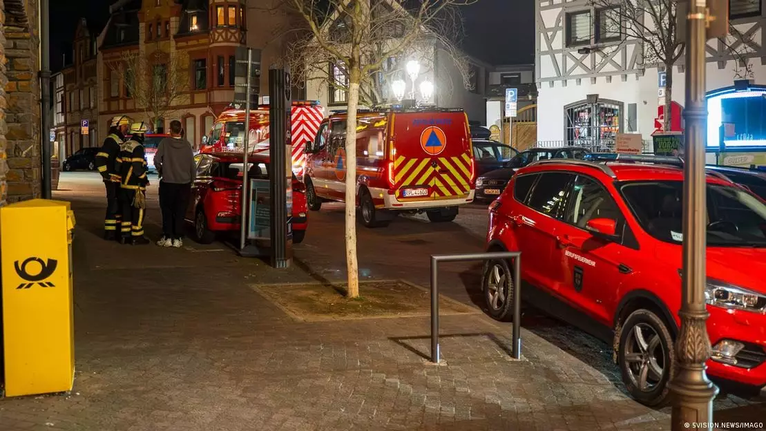 Германияда тұрғын үйге метеориттің сынықтары құлады