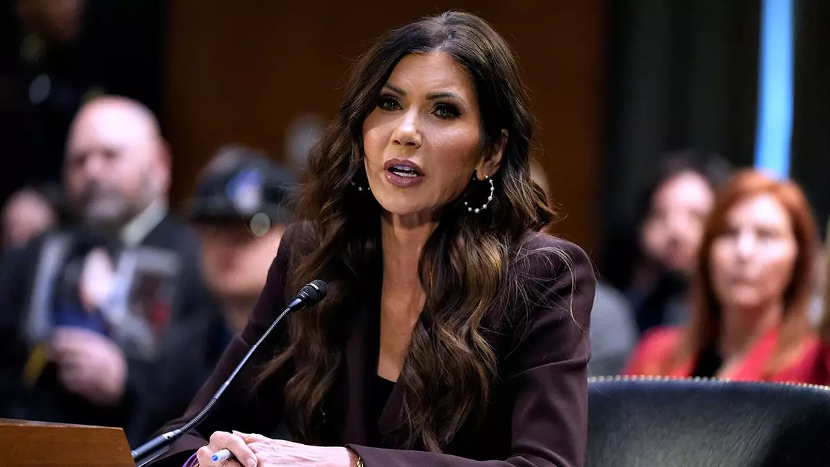 Почему увольнение Кристи Ноэм заняло так много времени, пока она разрушала МВБ и вредила Дональду Трампу.