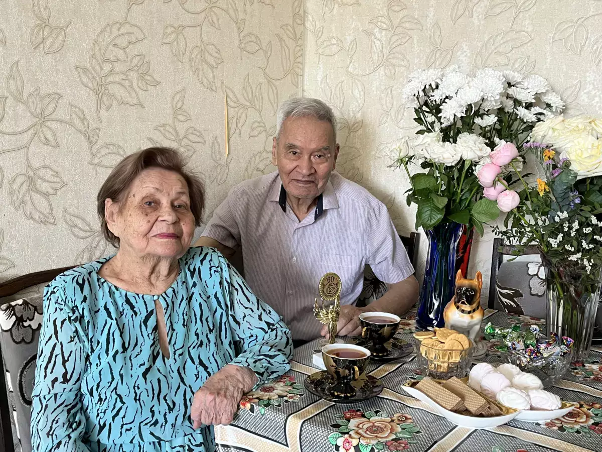 Неразлучны 60 лет: пара из Актау отпраздновала бриллиантовую свадьбу - новости на Lada.kz 09.03.2026