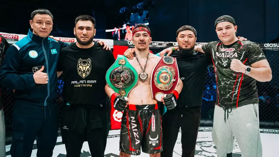 Казахстанский боец стал первым в мировом рейтинге 