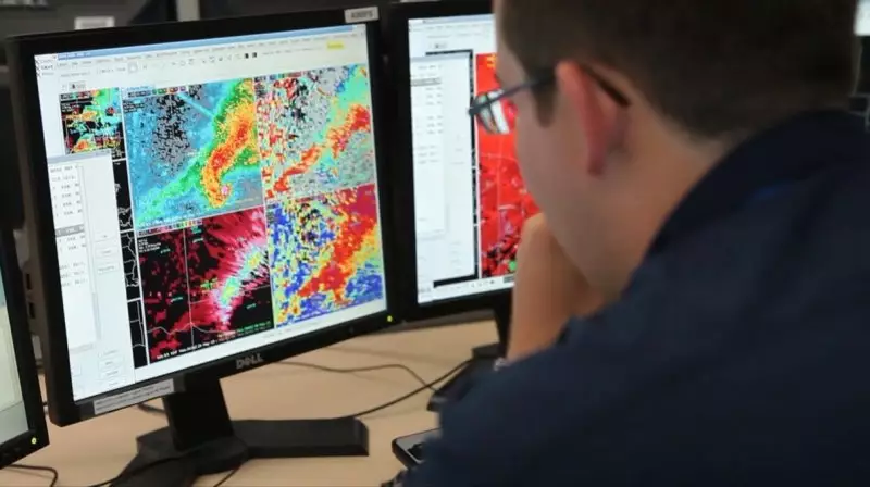 Казгидромет отреагировал на сообщения о "кислотных облаках"