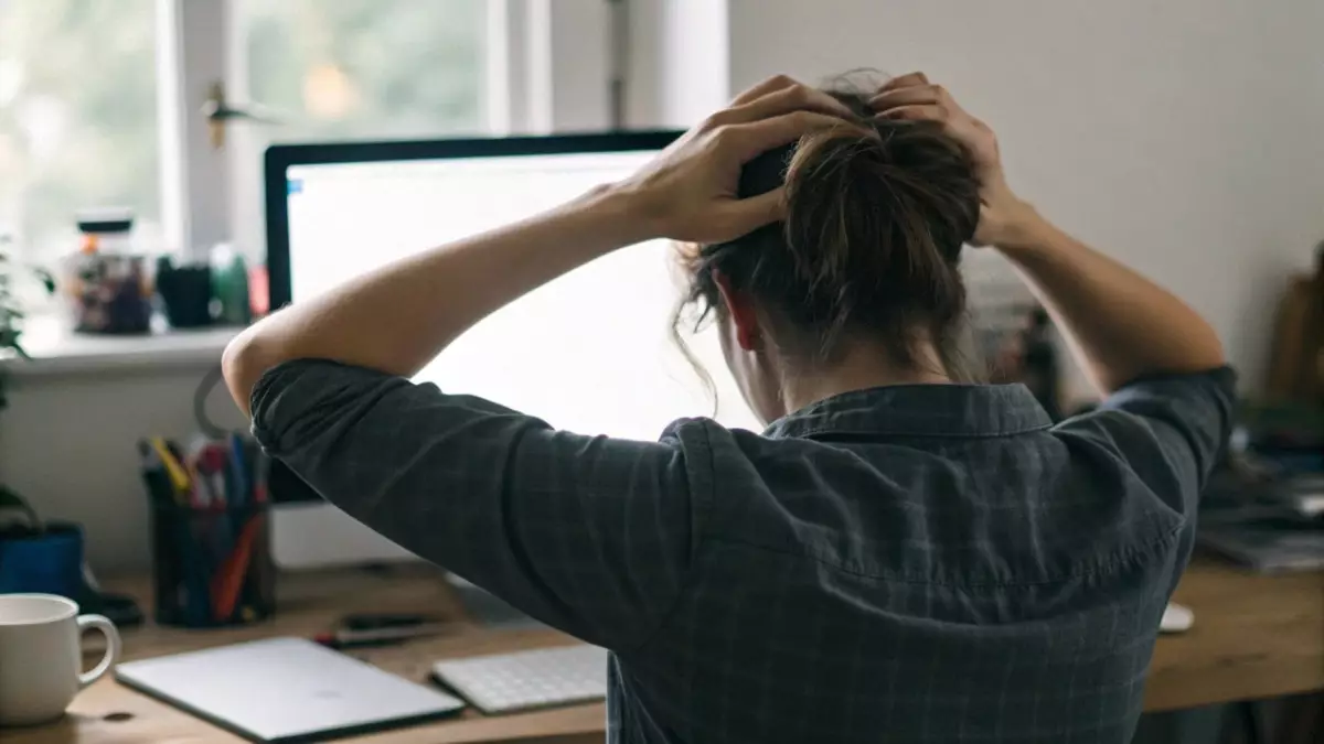 Вокруг чат-бота Илона Маска снова вспыхнул скандал