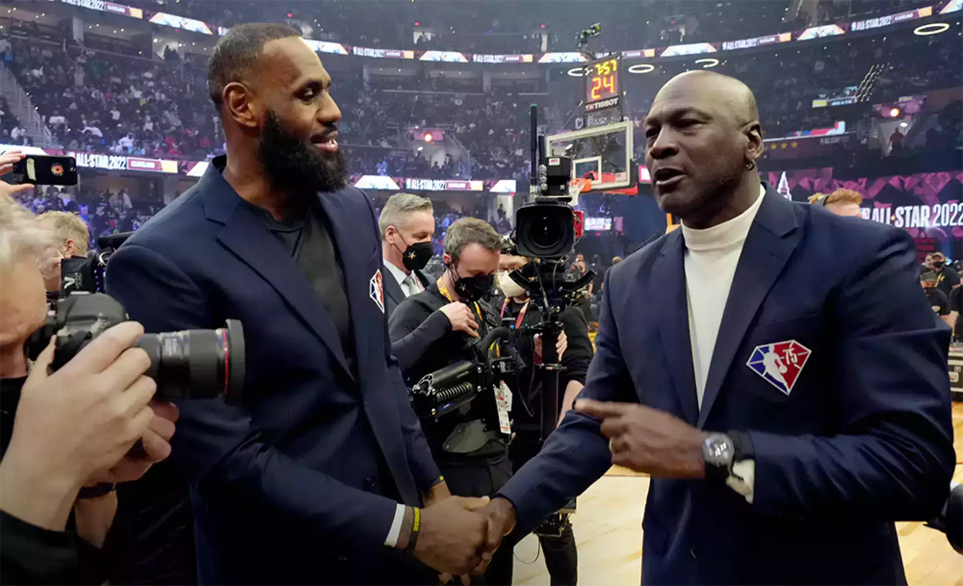 Майкл Джордан сделал громкое заявление о спорах вокруг величайшего баскетболиста всех времен