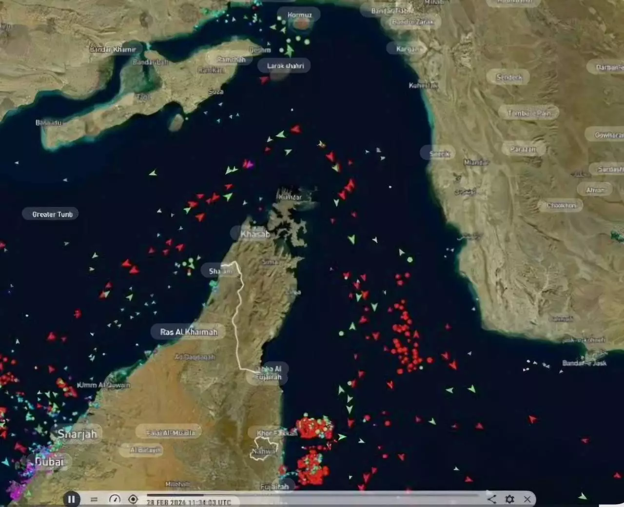 АҚШ үстемдігі аяқталуы мүмкін: әлем тағдыры Ормуз бұғазында шешілуде