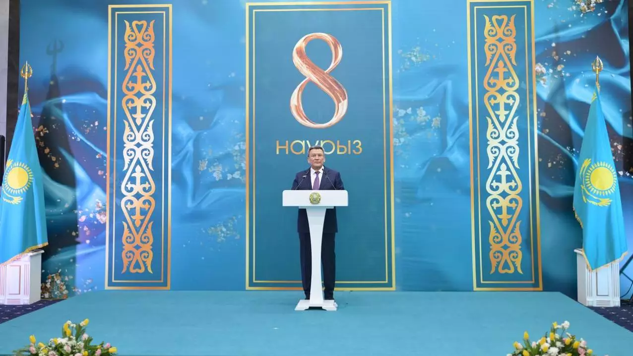 СҚО әкімі өңір әйелдерін марапаттады