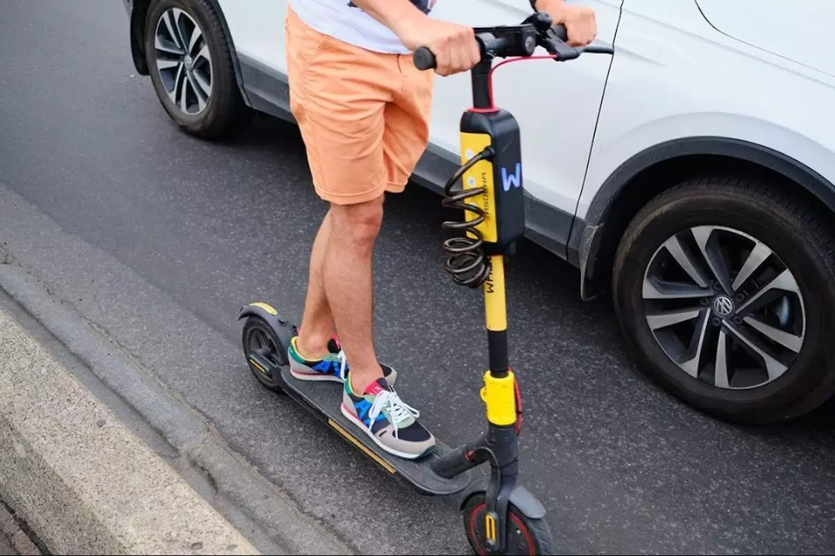 В Казахстане вводят регистрацию электросамокатов: что важно знать