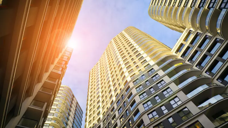 В Казахстане ввели новые правила долевого строительства