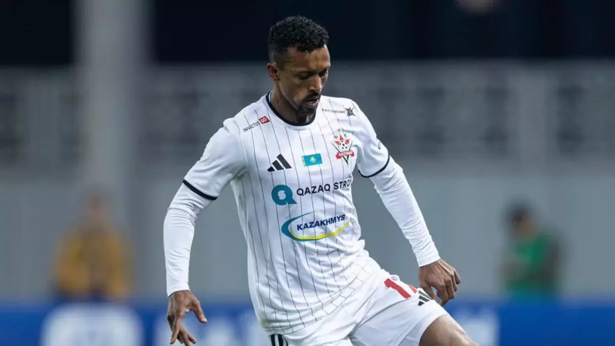 Қазақстандық бапкер Нанидің алғашқы ойыны туралы: Енді ол шал ғой...