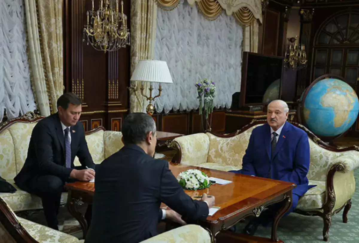 Лукашенко признал исторический долг Беларуси перед Узбекистаном и открыл двери мигрантам - новости на Lada.kz 10.03.2026