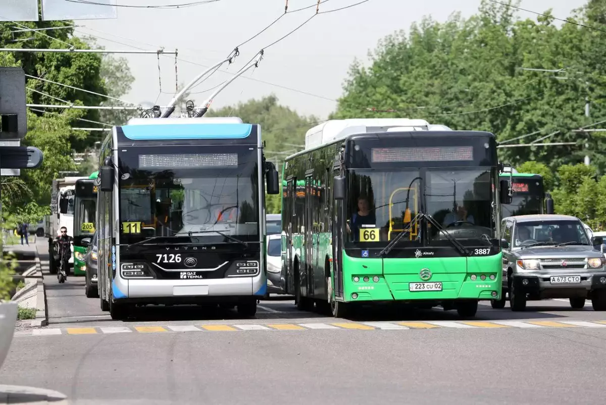 Алматыда 15 наурыз қоғамдық көлікте жол жүру тегін болады