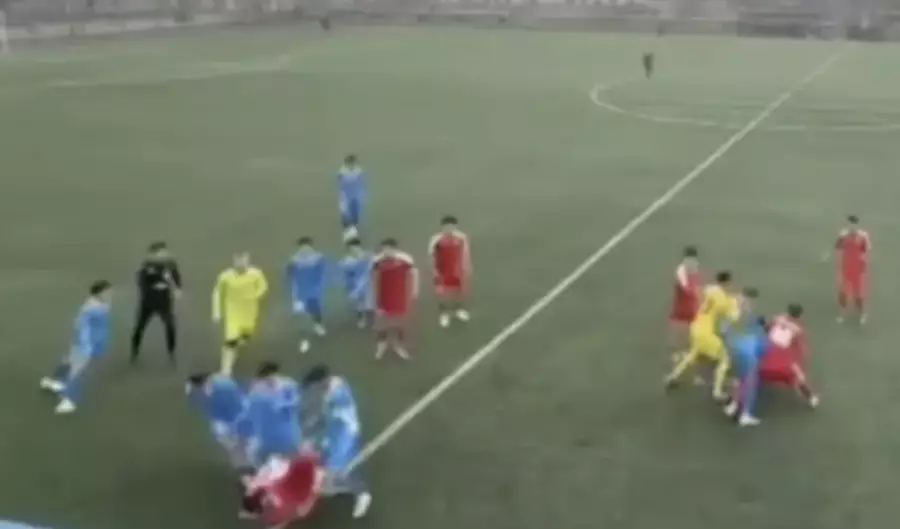 “Ордабасы“ мен “Ақтөбе“ арасындағы жолдастық кездесу төбелеспен аяқталды