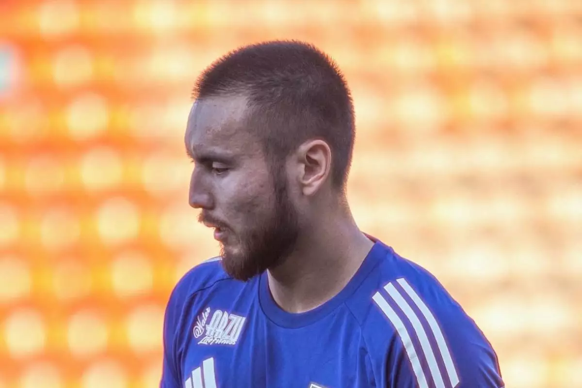 Дінмұхамед Қашкеннің жас футболшыға қарсы дөрекі әрекеті қызу талқыланды