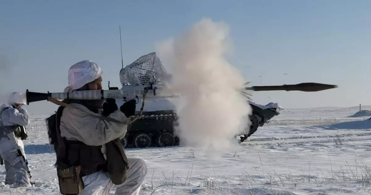  Өскемен гарнизонында әскери қызметкерлер атыс дайындығы бойынша сабақтар өтті 