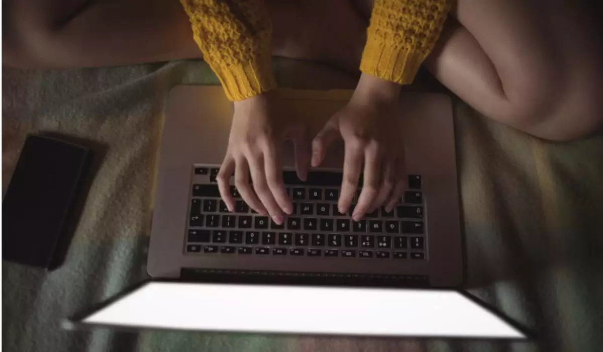 "Кездесеміз" деген қыздарға сенген 45 ер адам ақшасынан айырылды