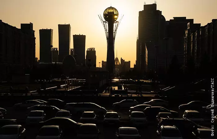 Казахстан готовит зеркальное повышение утильсбора на автомобили из России.