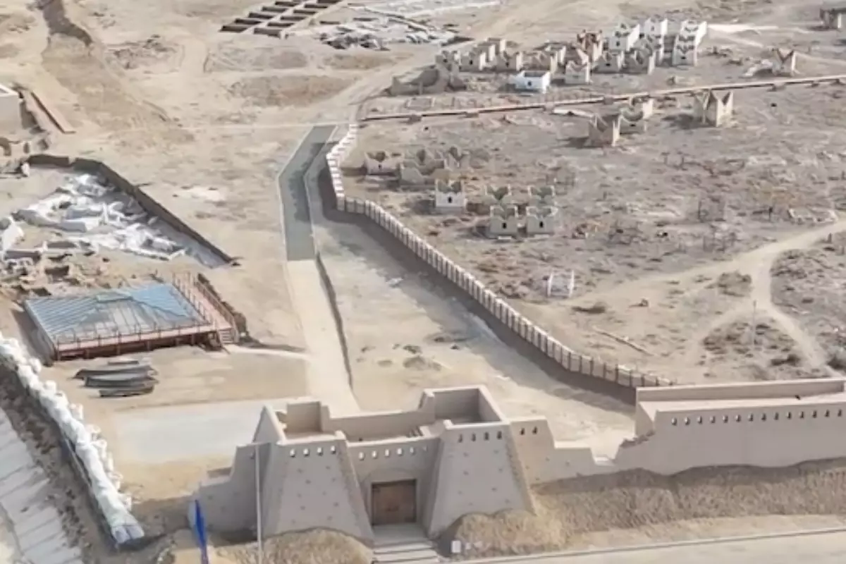 «Такого не встречали в Золотой Орде»: в Атырауской области обнаружили редчайший артефакт