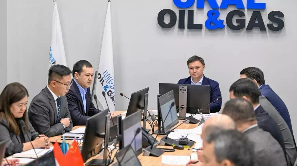 Глава КМГ проверил ход разработки месторождения Рожковское в Западном Казахстане