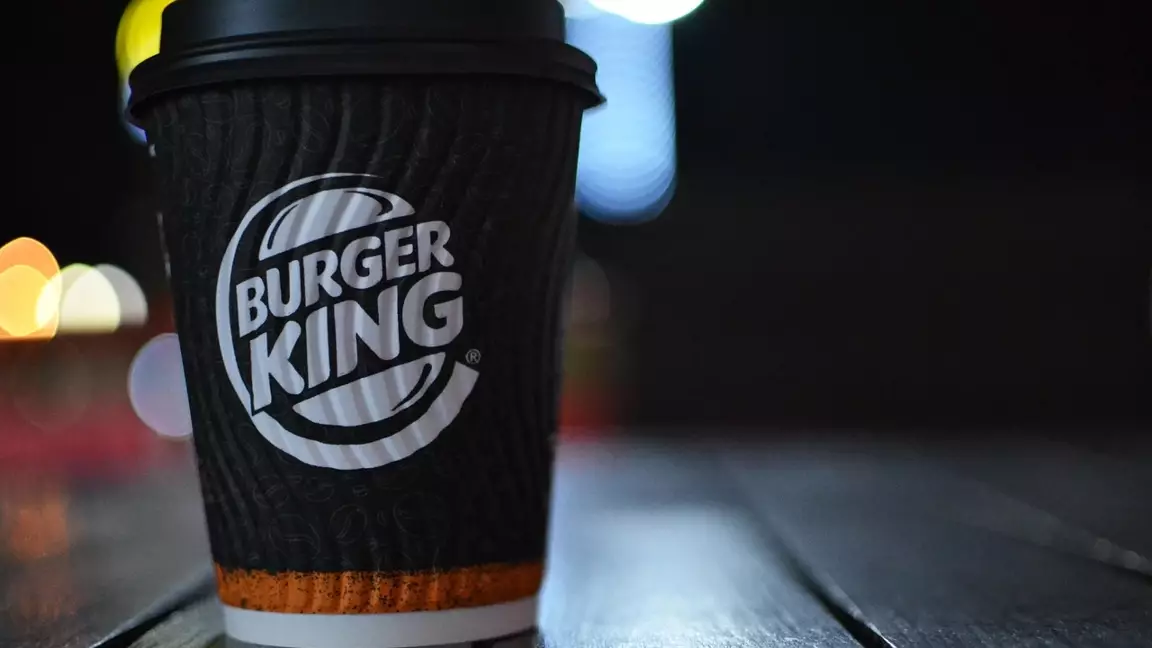 Алматыдағы Burger King-те еңбек заңын бұзу фактілері анықталды