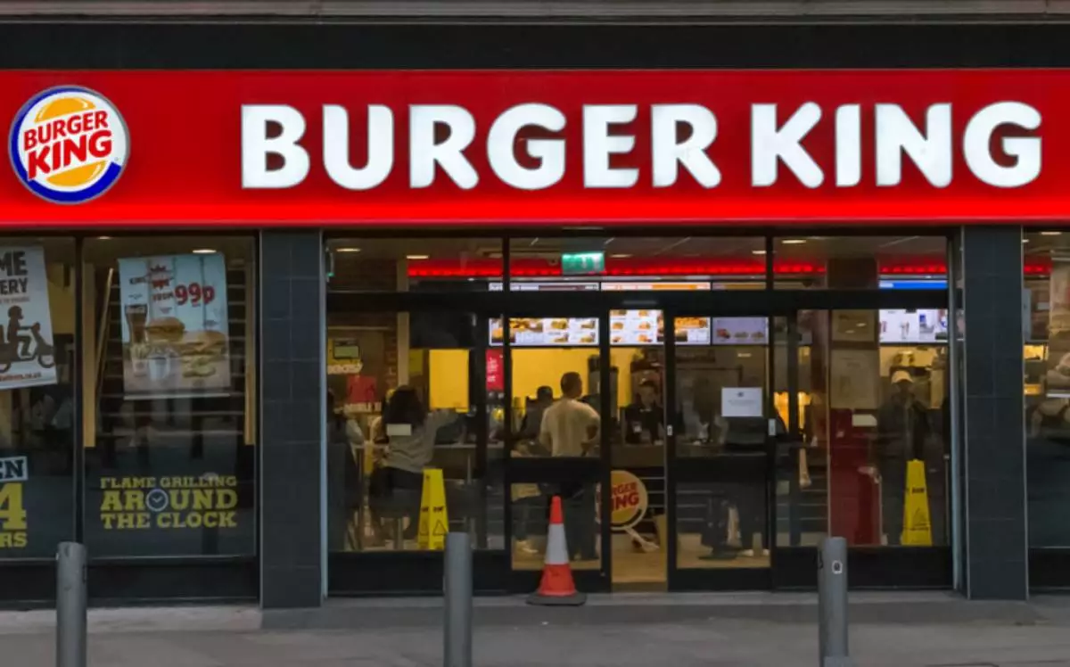 Burger King Kazakhstan-дағы қызметкердің дауынан кейін компания жауапқа тартылды