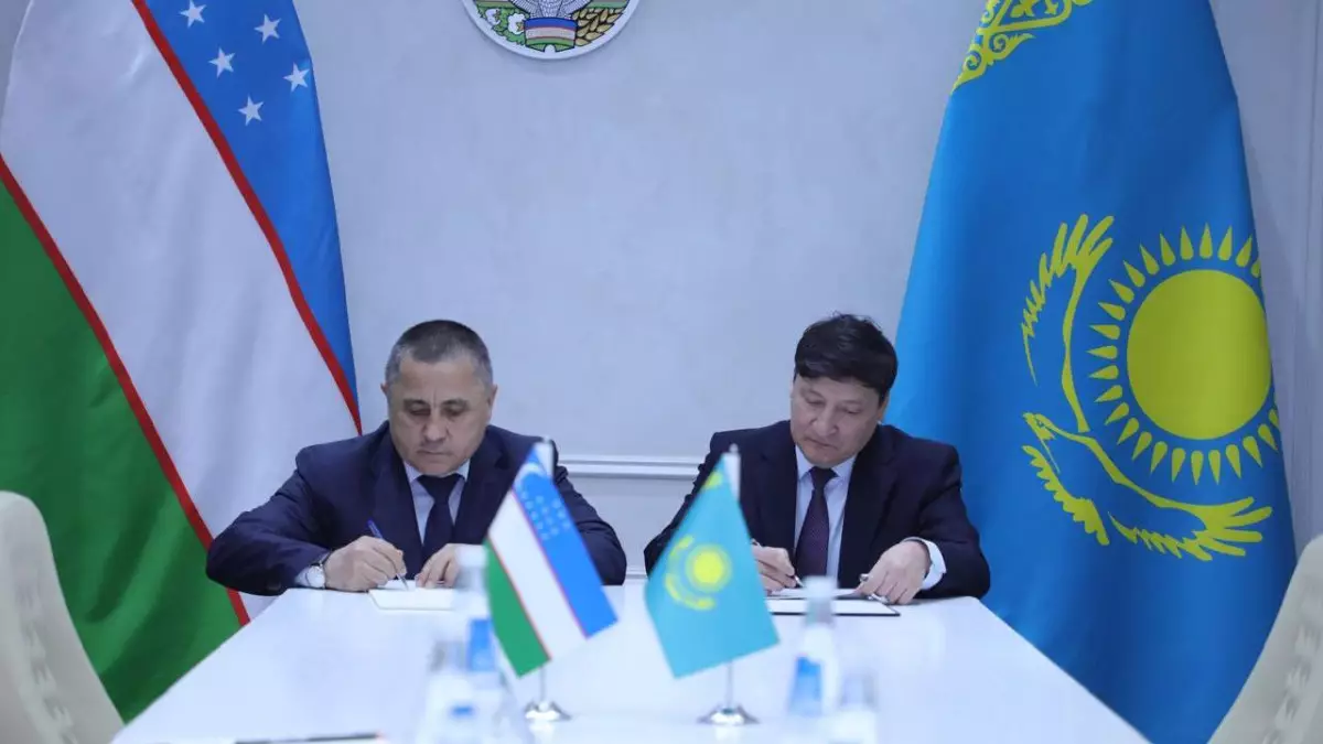 Казахстан и Узбекистан подписали новый план сотрудничества