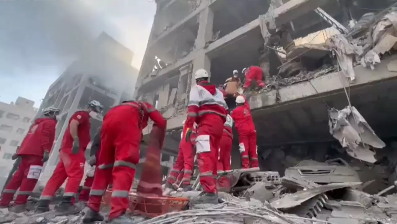 Иранда қаза тапқандар саны 1300-ден асты