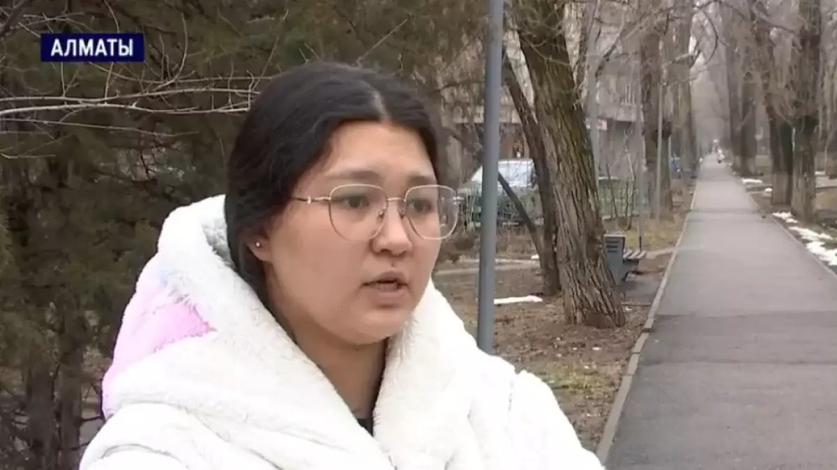 «Бала керек емес деді»: Алматыда суррогат ана ата-анадан ақшасын ала алмай жүр
