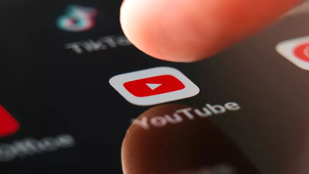 YouTube “съел“ Голливуд: платформа обогнала медиагигантов по рекламным доходам