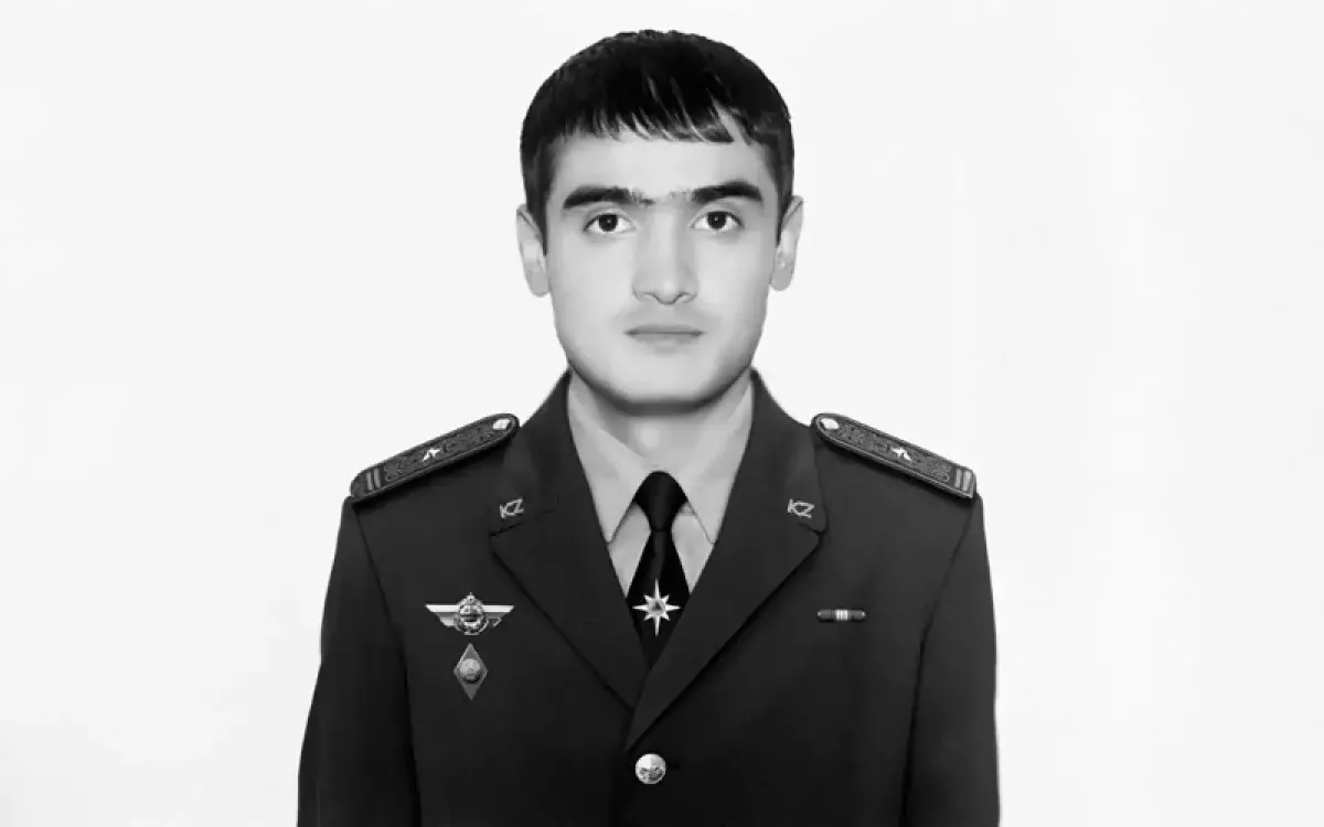 Спасатель погиб при попытке помочь рыбаку в Жетысу