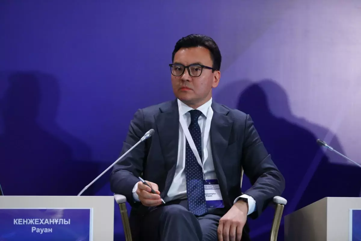 Қазақстанның басты капиталы – білім: сарапшы жаңа Конституцияның маңызын түсіндірді