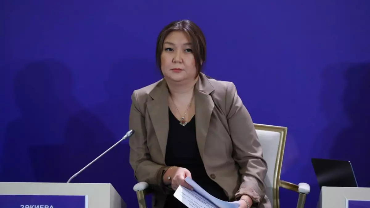 Закиева: Конституция должна стать основой защиты детей