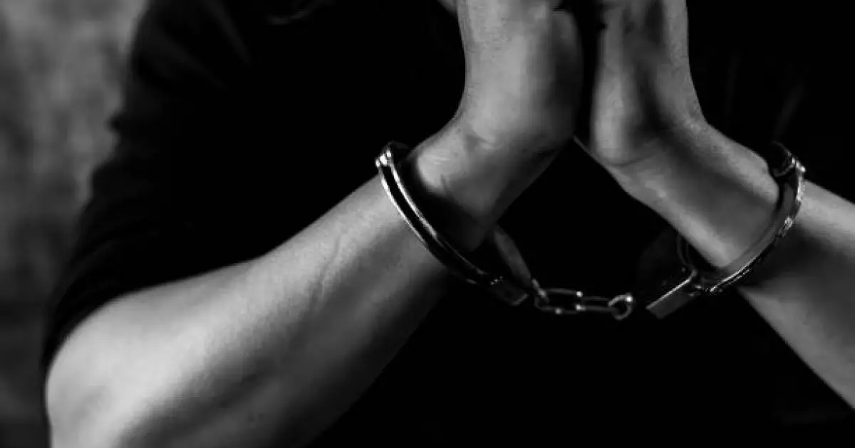  Атырауда 19 жастағы қызды ұрып-соғып, пышақтаған жігіт ұсталды 