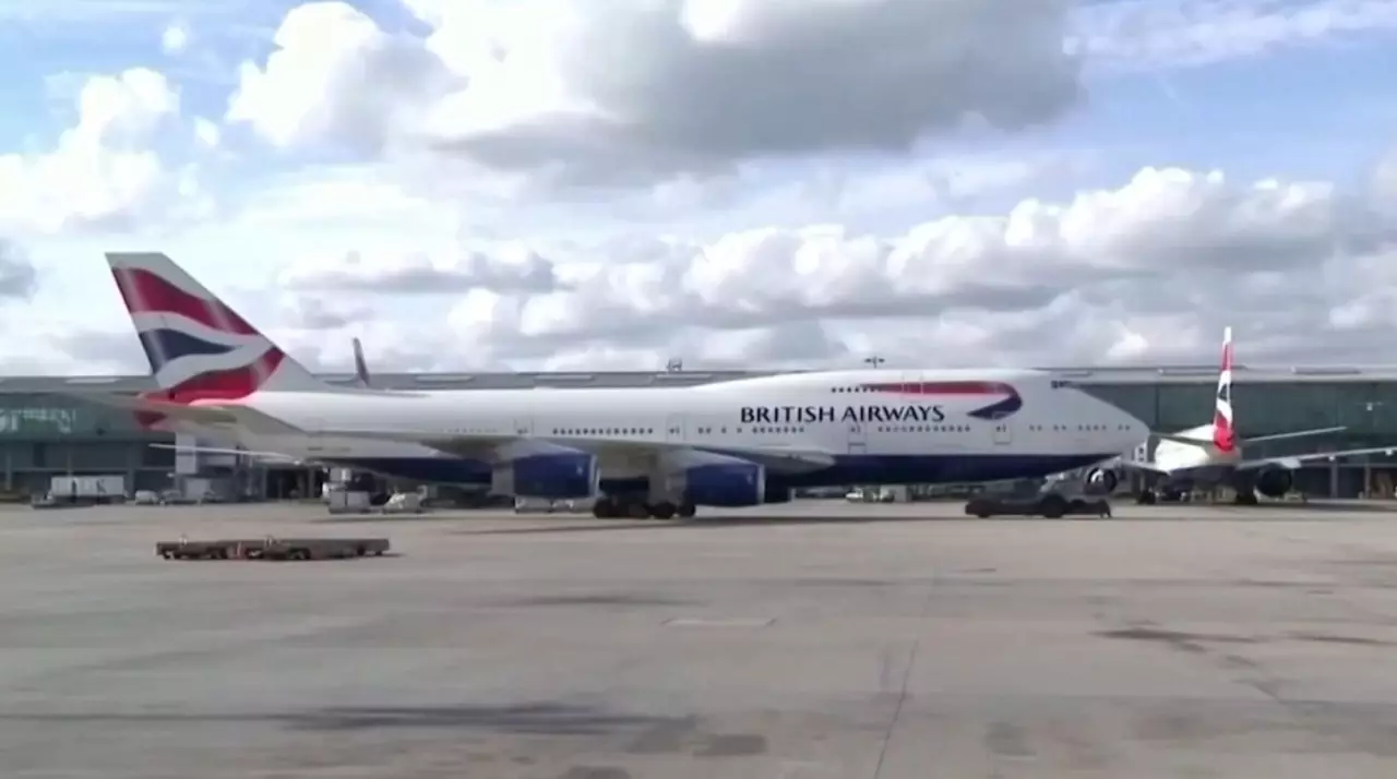 Абу-Дабиге әуе рейстері тоқтатылды