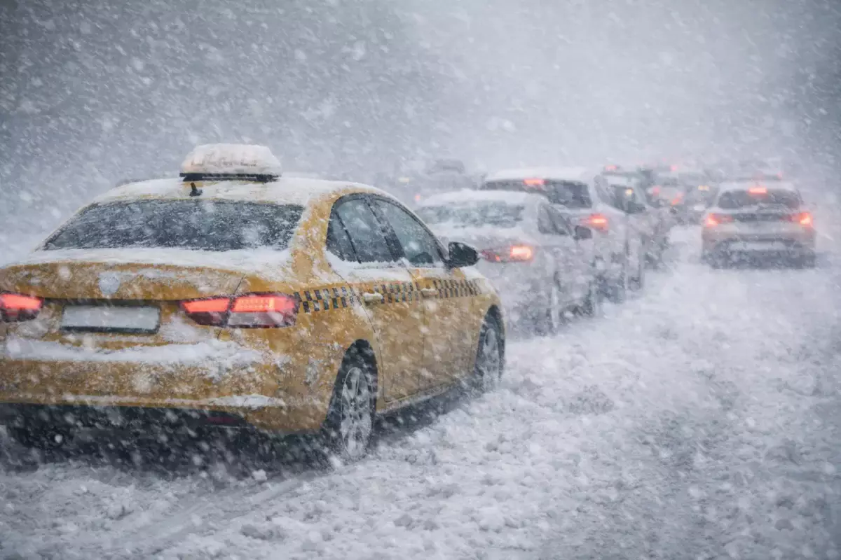 Из-за морозов в Астане резко подорожало такси