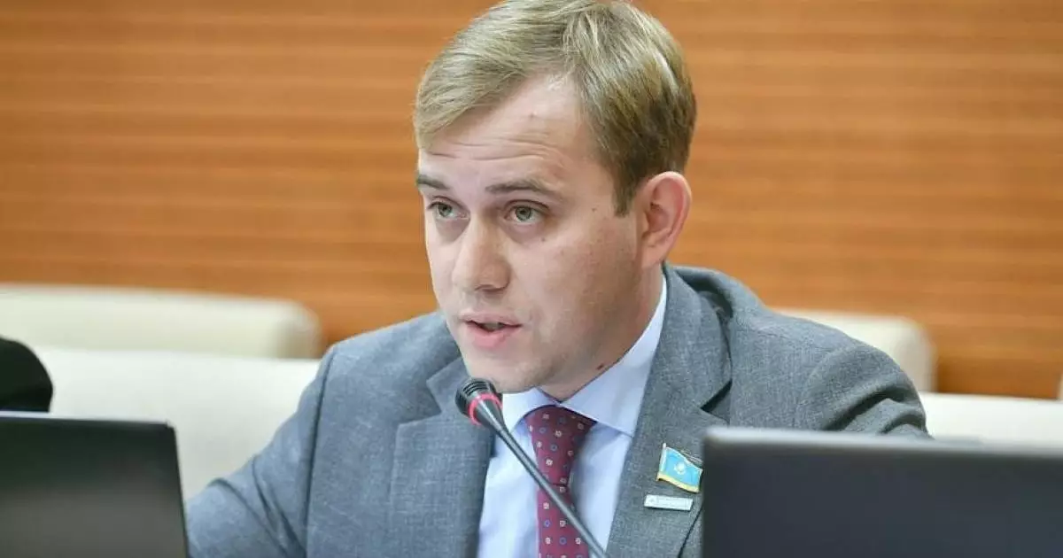  Депутат: Проект новой Конституции усиливает роль Парламента и права граждан 