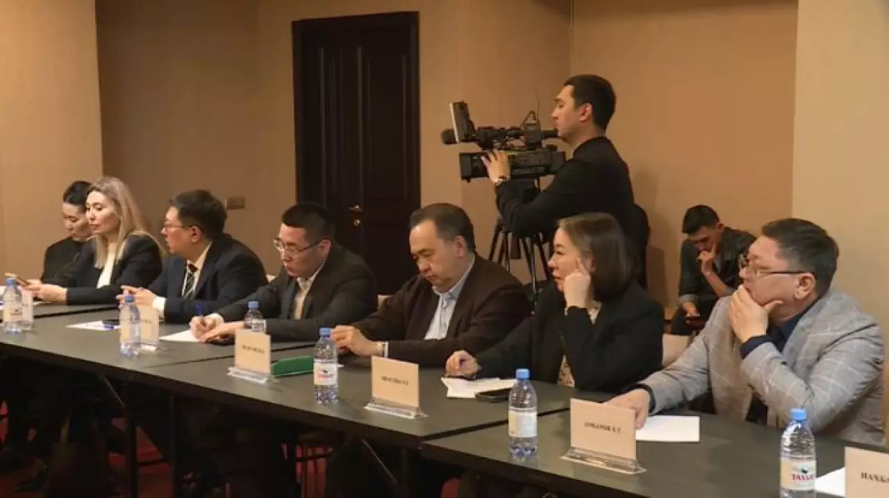 Эксперты обсудили роль партий в новой конституционной модели