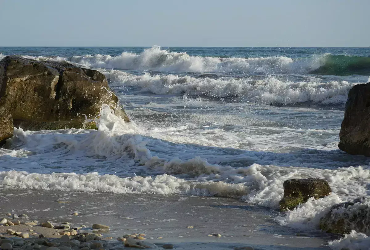 Министр экологии объяснил снижение уровня воды в Каспии - новости на Lada.kz 11.03.2026