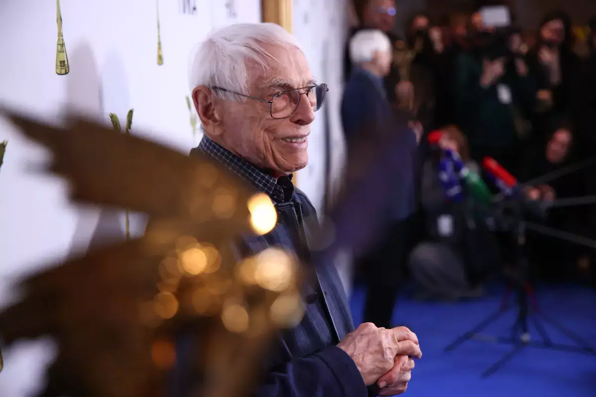 Зацепин объяснил, почему в свои 100 лет не чувствует усталости - новости на Lada.kz 11.03.2026